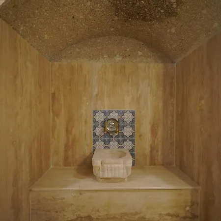 Kaya Cave Отель