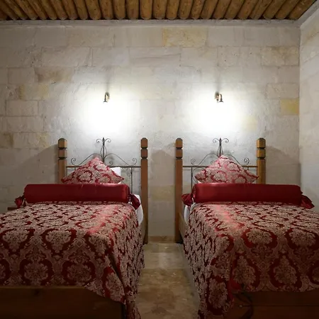 Kaya Cave Hotel