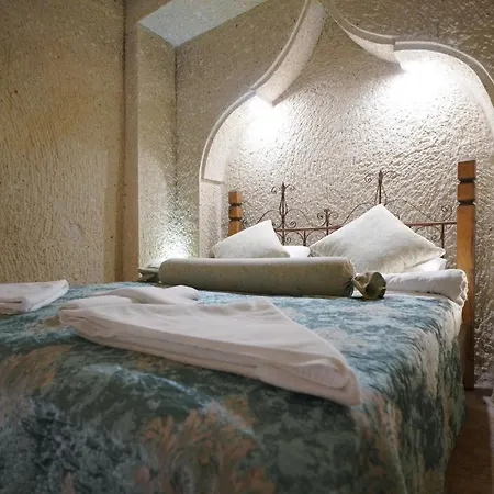 Hotel Kaya Cave