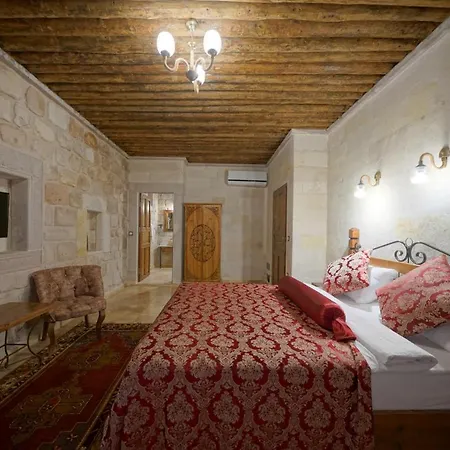 Kaya Cave Nevsehir