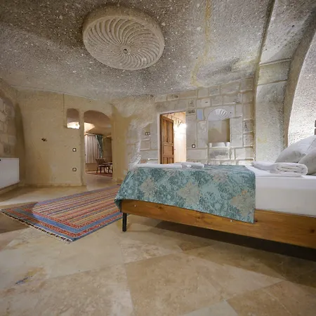Kaya Cave Hotel