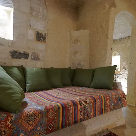 Kaya Cave Hotel